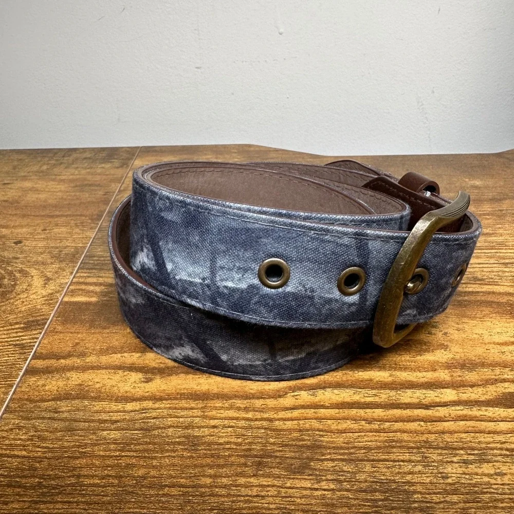 Woodland Creek Outdoor Ready Mens Camo Canvas Belt Blue Grey Brass Buckle